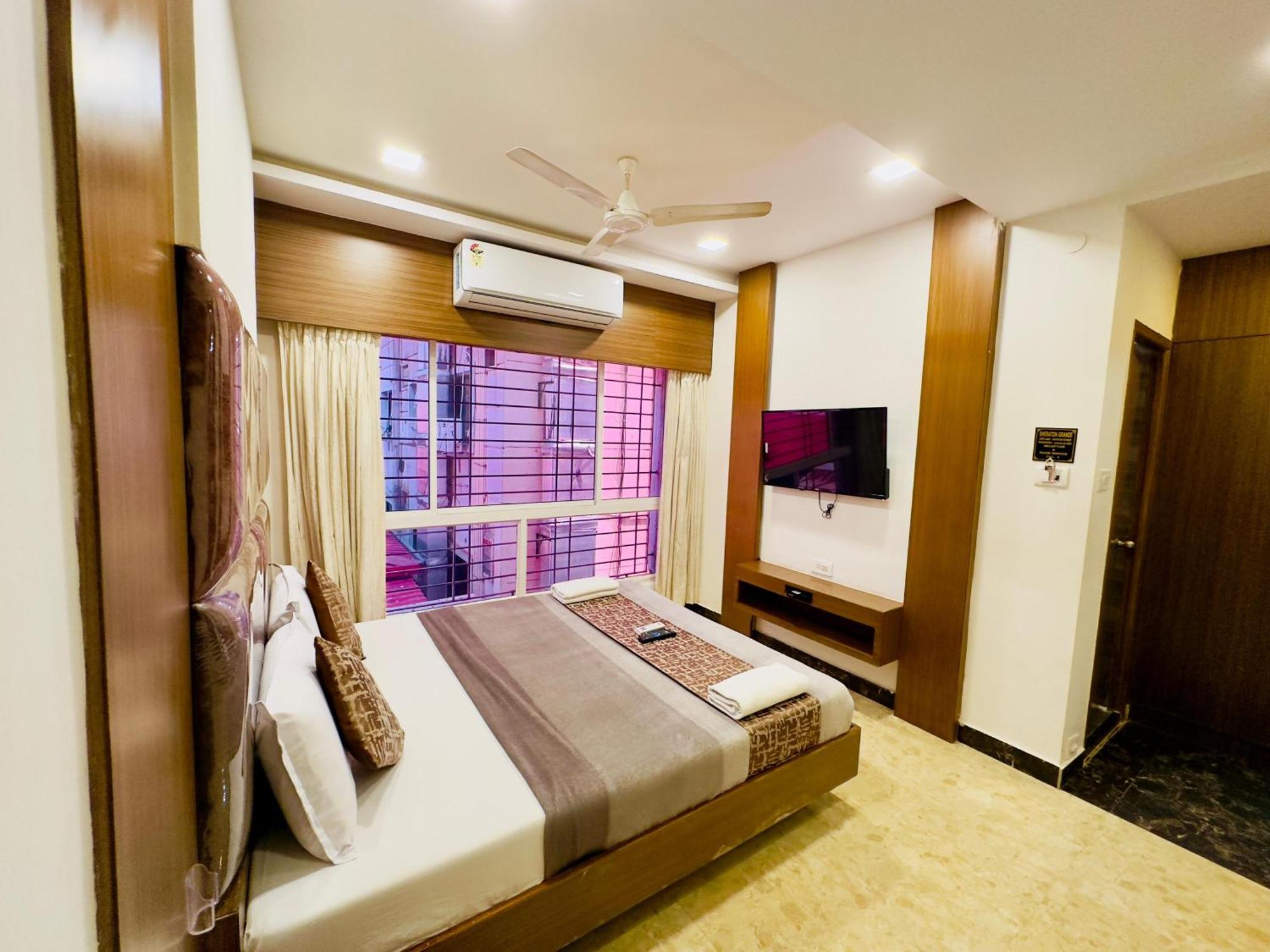 Sheraton Grande At Puratchi Thalaivar Dr Mgr Central Railway Station Madras Buitenkant foto